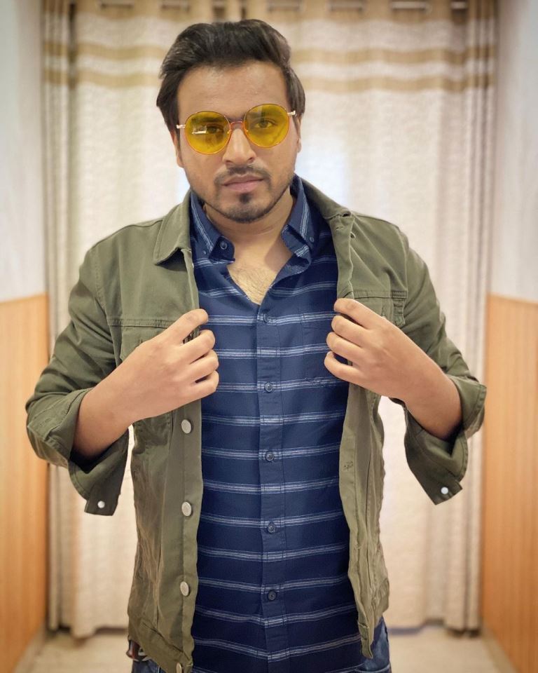 Amit Bhadana Wife, Net worth, उम्र – Age (2021), Girlfriend, Biography & More