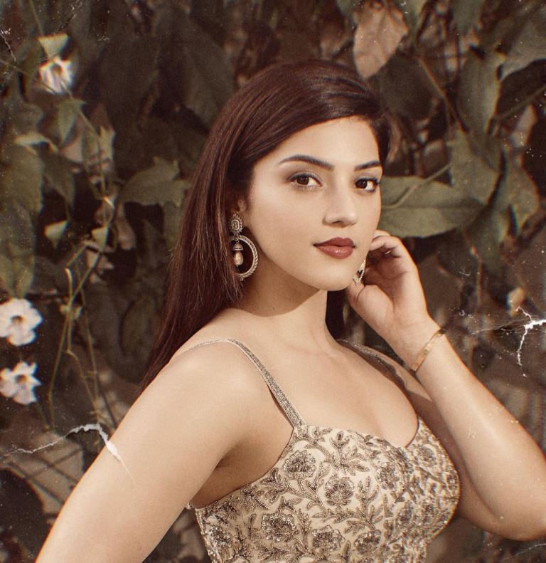 Mehreen Pirzada