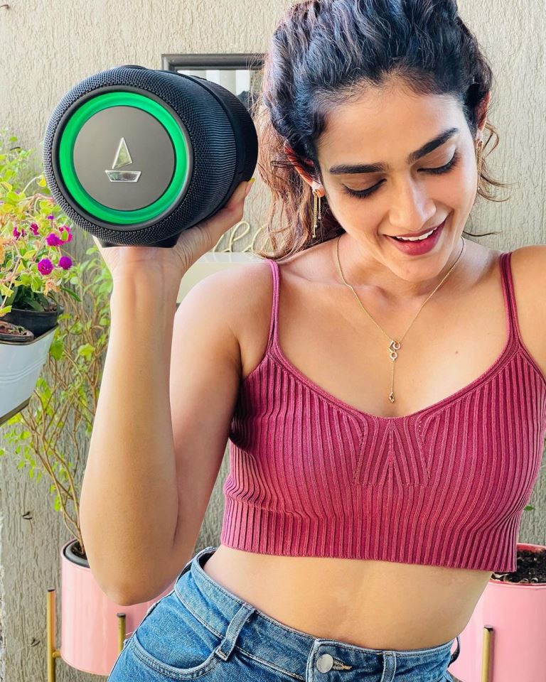 Aakanksha Singh