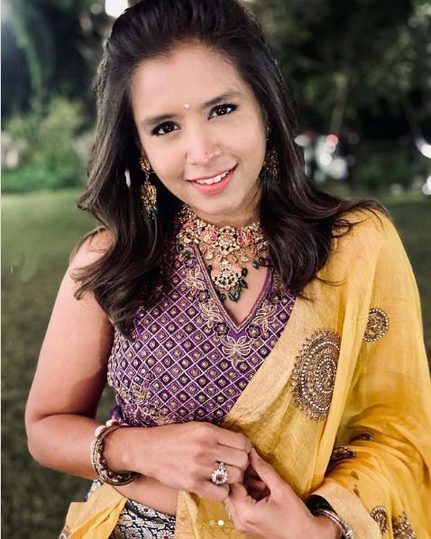 Aishwarya Majmudar Husband, Age, Fiance, fees, Family, Wiki, Biography Hindi