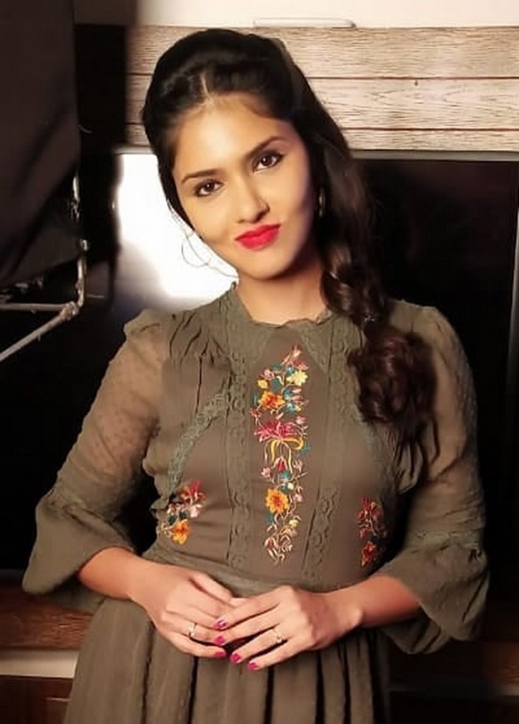 Gayathri Suresh (Actress) Height, Weight, Age, Wiki, Family, Birthday, Boyfriend, Biography