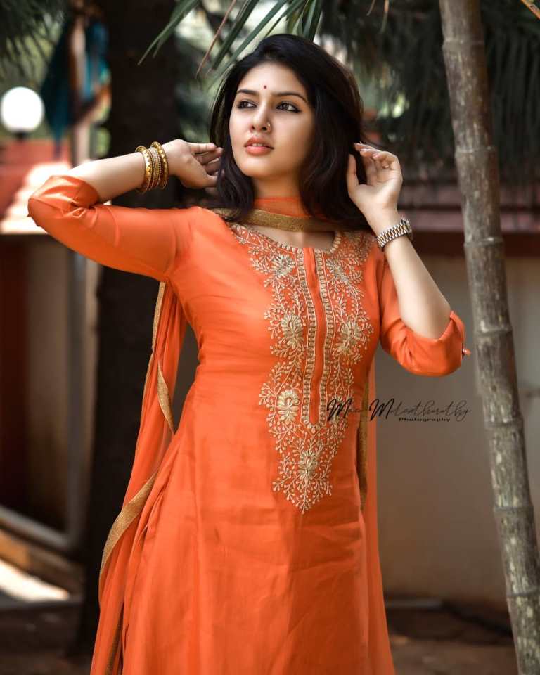 Gayathri Suresh