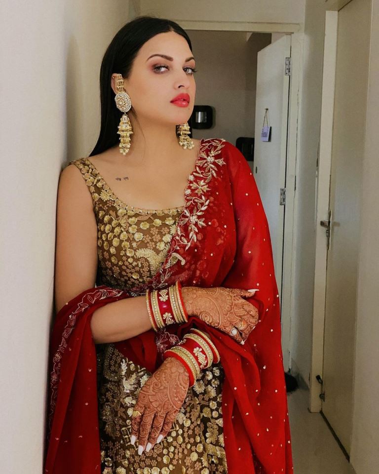 Himanshi Khurana