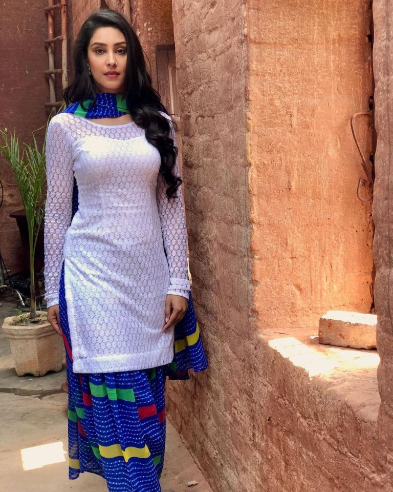 Navneet Kaur Dhillon
