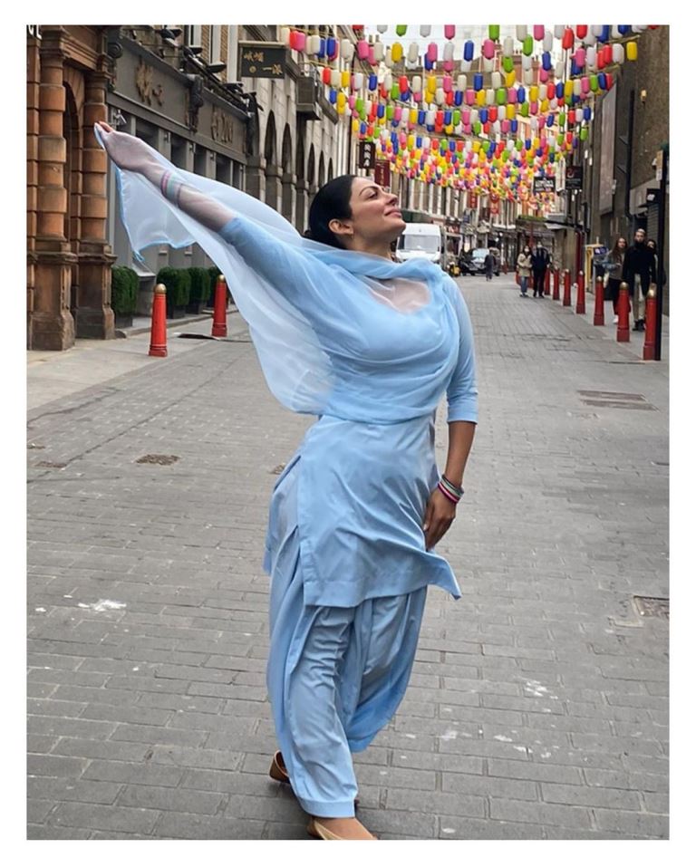 Neeru Bajwa