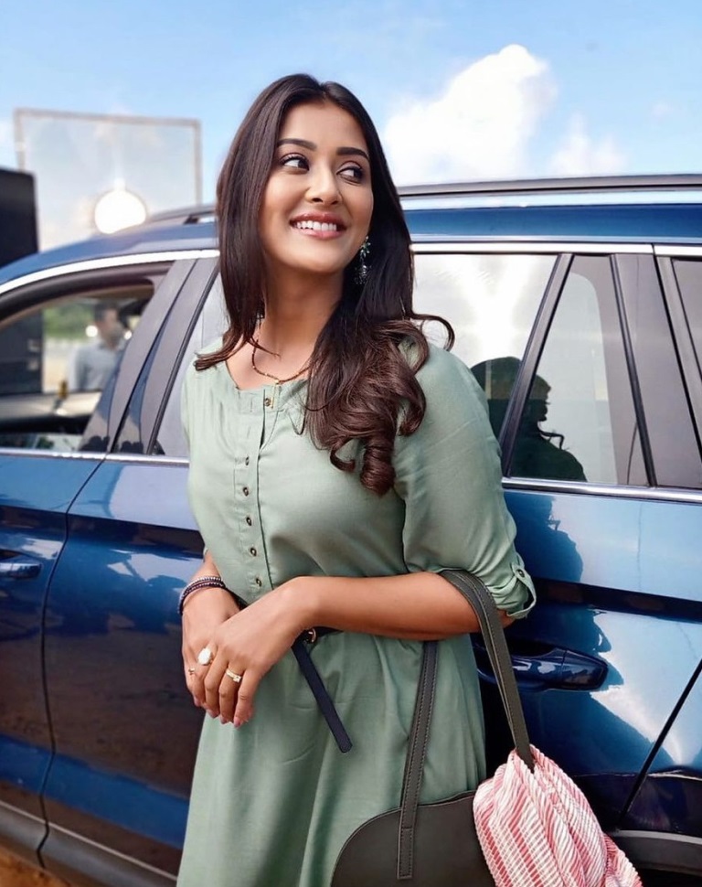 Pooja Jhaveri