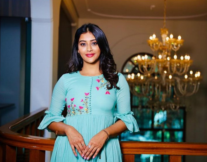 Pooja Jhaveri