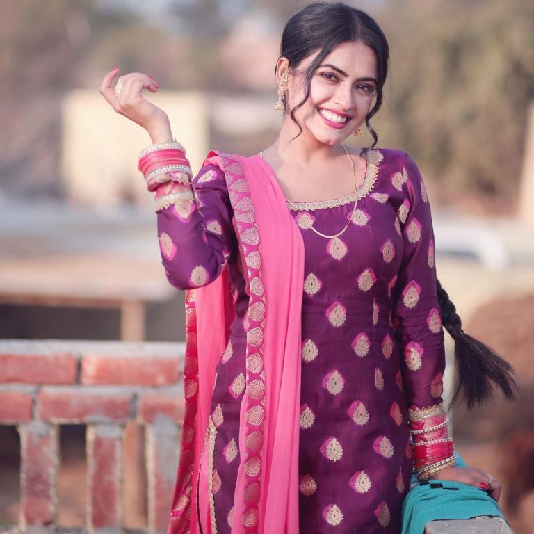 Simi Chahal