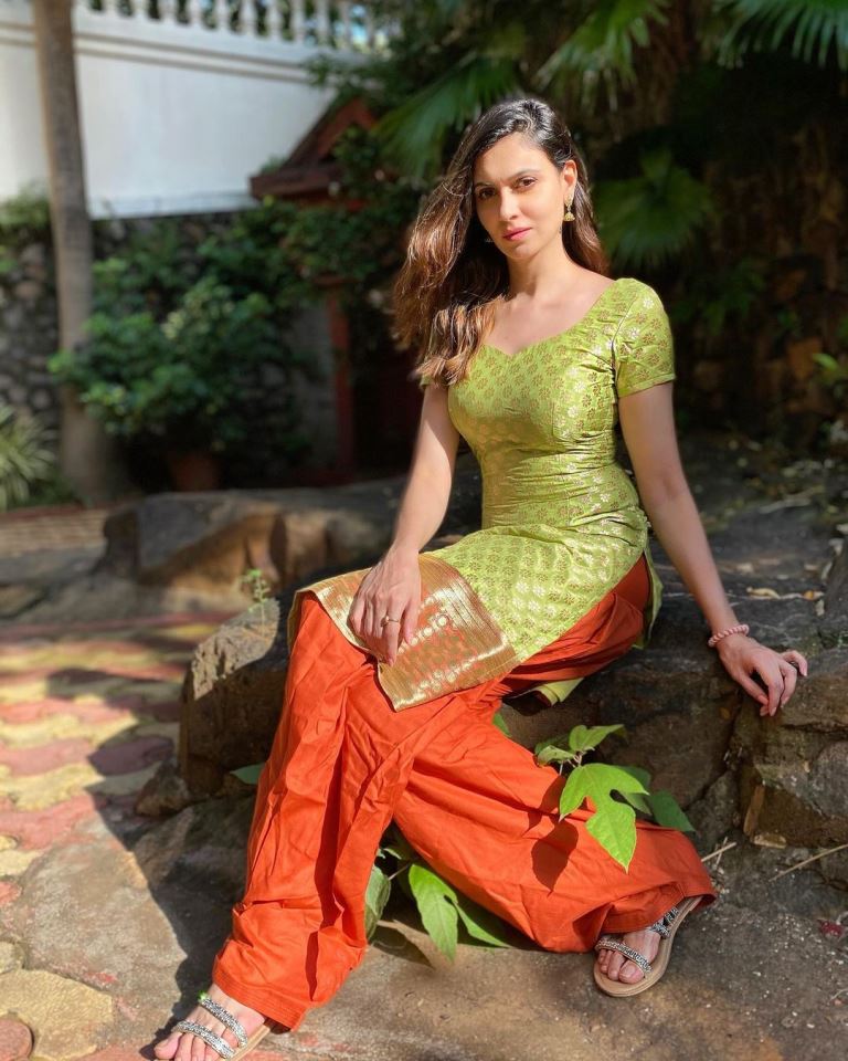 Simran Kaur Mundi 
