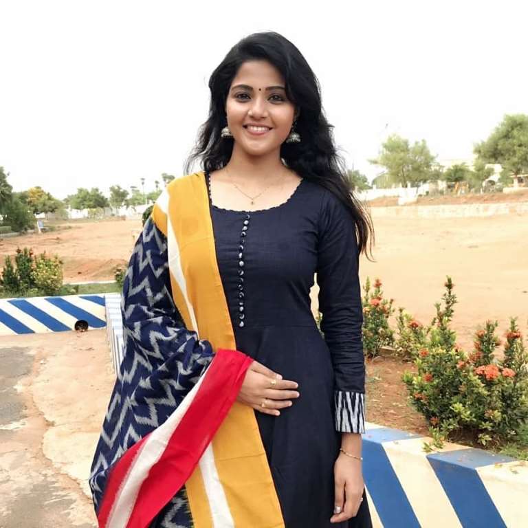 Vaishali Thaniga