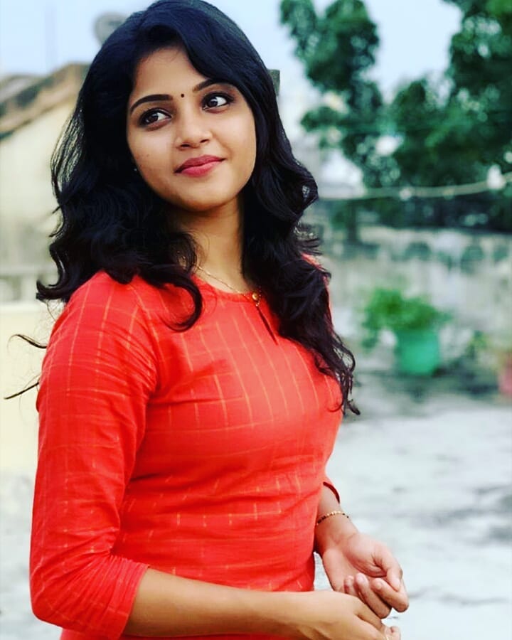 Vaishali Thaniga