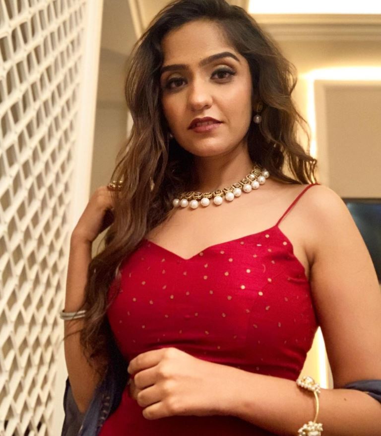 Asees Kaur