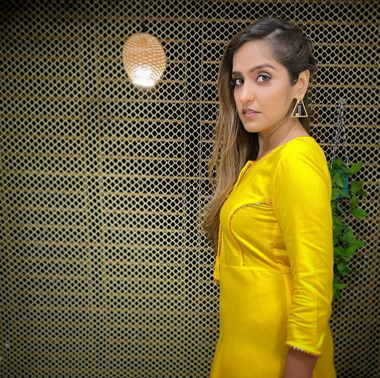 Asees Kaur