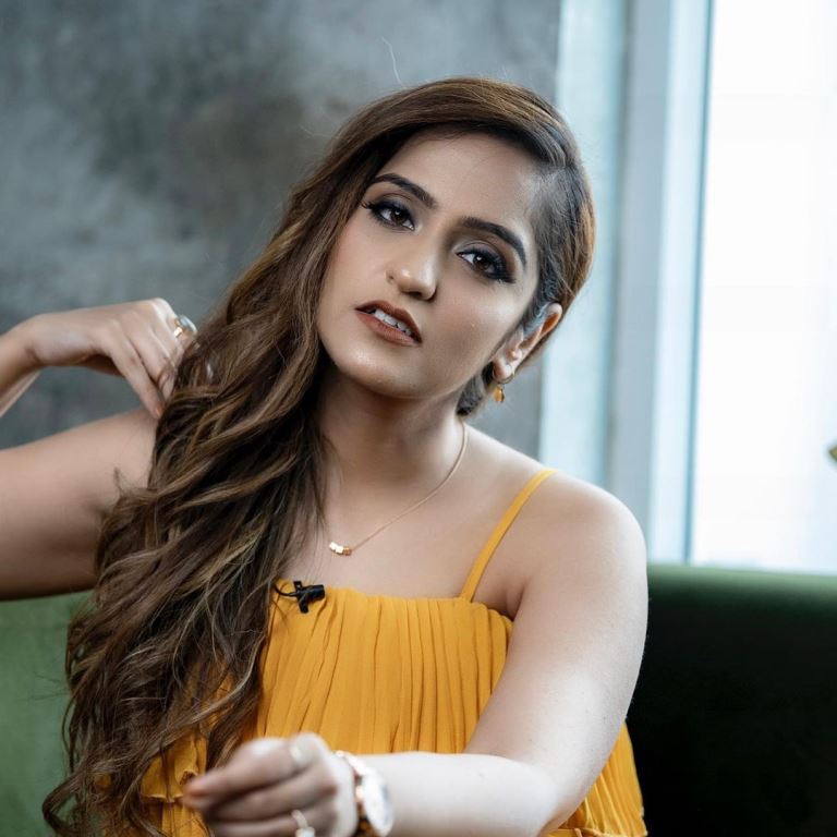 Asees Kaur
