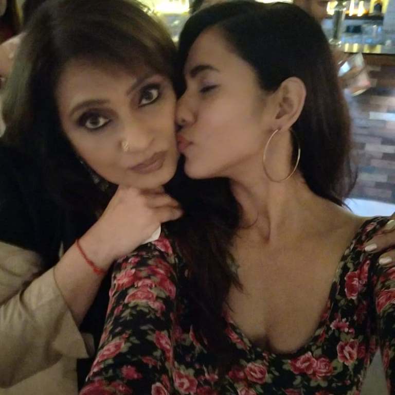 Neelam Mehra