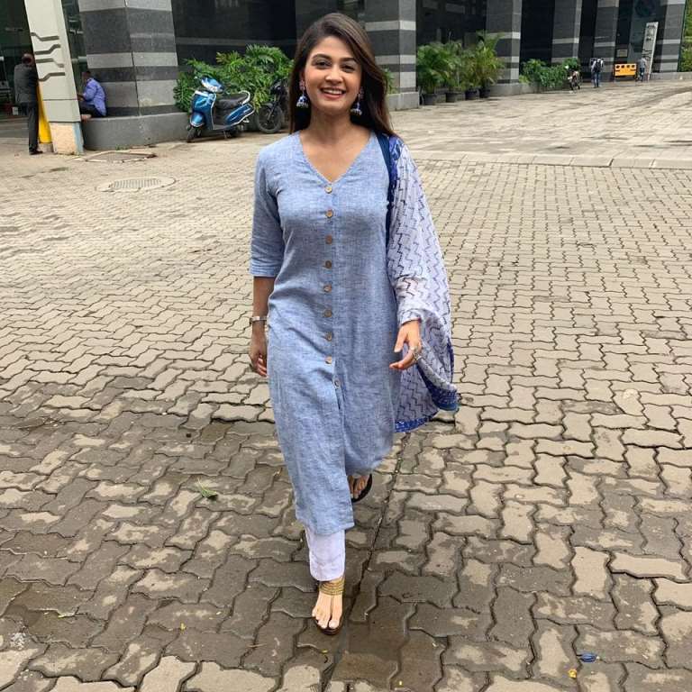 Ruchi Savarn