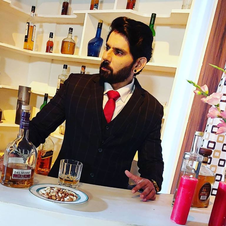 Sikandar Kharbanda