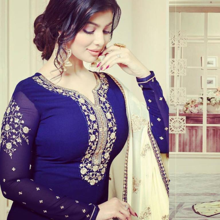 Ayesha Takia