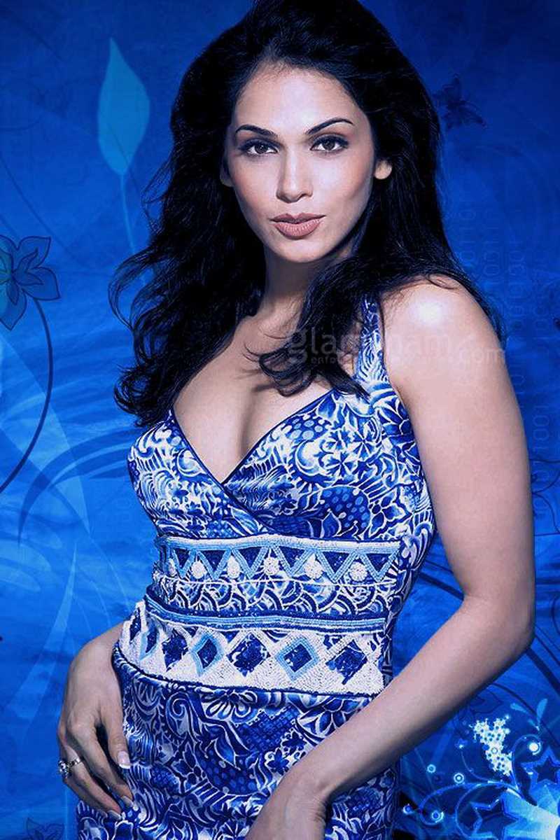 Isha Koppikar
