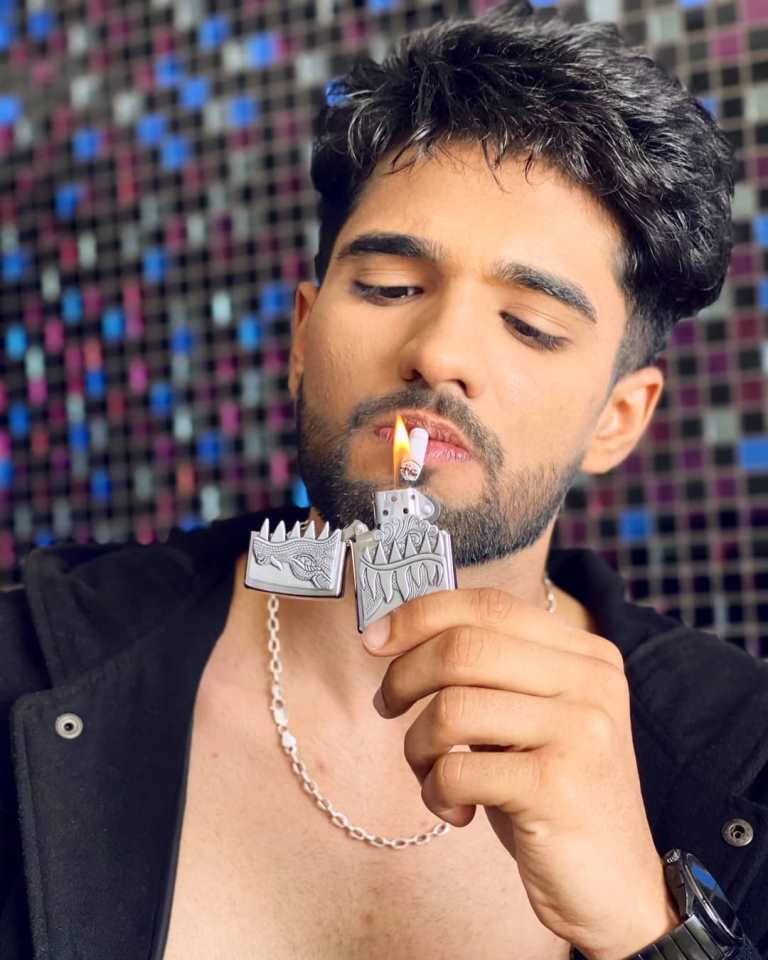 Zeeshan Khan