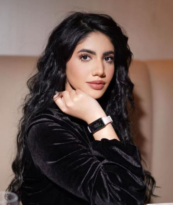 Noor Stars Family, Photos, Net Worth, Height, Age, Date of Birth, husband, Boyfriend, Biography