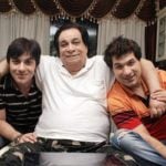 Kader Khan (centre) with Sarfaraz Khan (right) and Shahnawaz Khan (left)