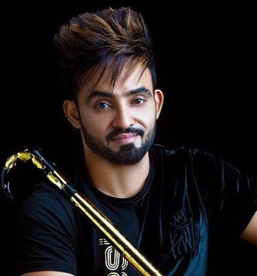 Resham Singh Anmol Wife, Family, Photos, Net Worth, Height, Age, Date of Birth, Girlfriend, Biography