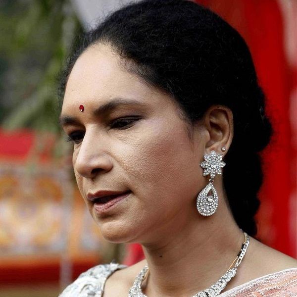Heeba Shah profile