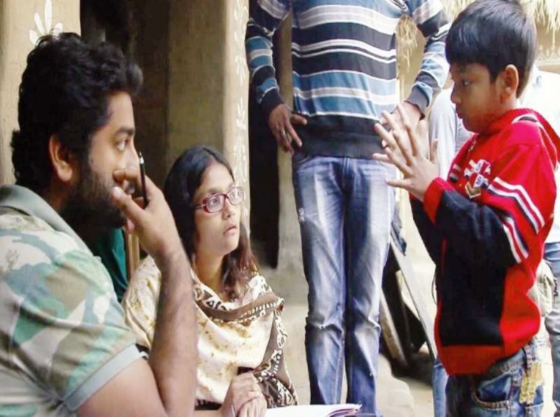 अरिजीत सिंह अपने बेटे जूल के साथ सास के सेट पर