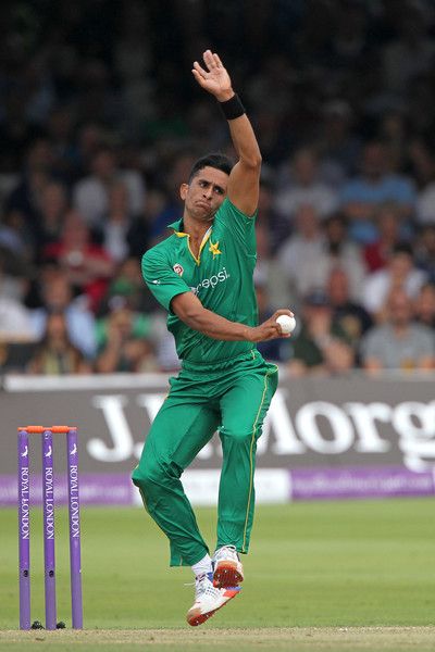 Hasan Ali bowling