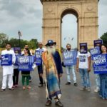 नदियों के लिए रैली के दौरान जग्गी वासुदेव 