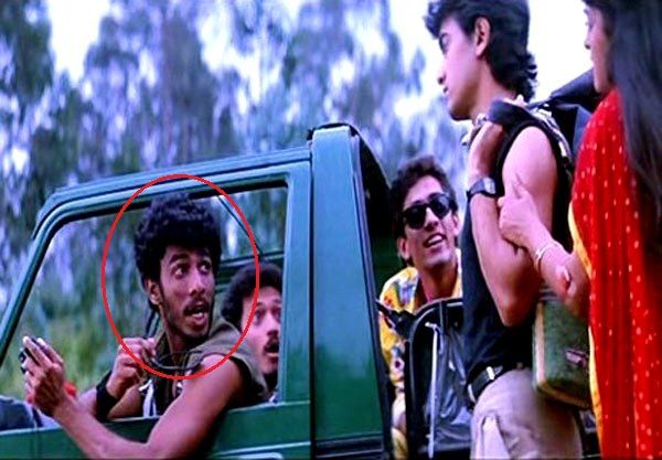 मकरंद देशपांडे 'कयामत से कयामत तक' (1988) में बाबा के रूप में