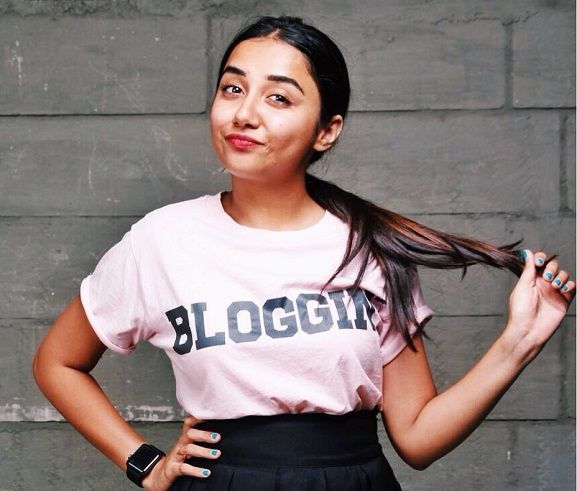 Prajakta Koli (YouTuber) Family, Photos, Net Worth, Height, Age, Date of Birth, husband, Boyfriend, Biography