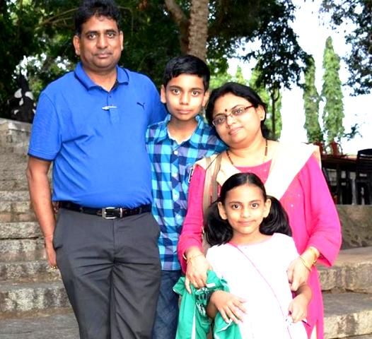 Ritu Karidhal with her Husband Avinash Srivastava