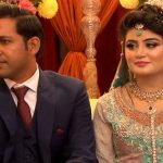 Sarfraz Ahmed with his wife