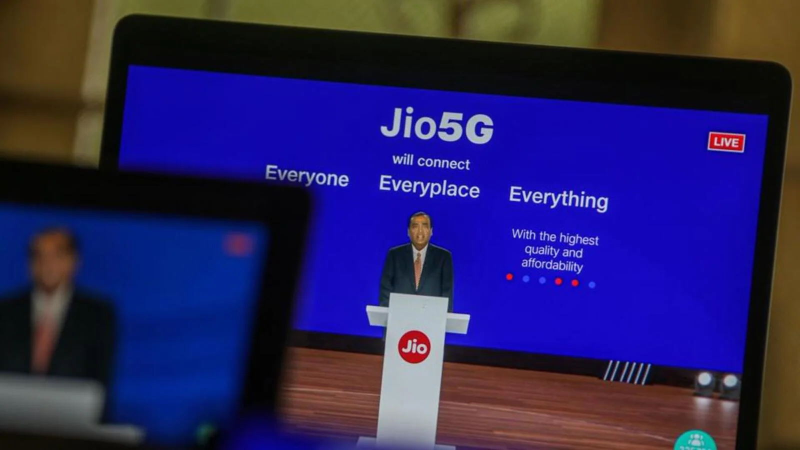 rajkotupdates.news:reliance-is-working-with-google-to-launch-5g-phone